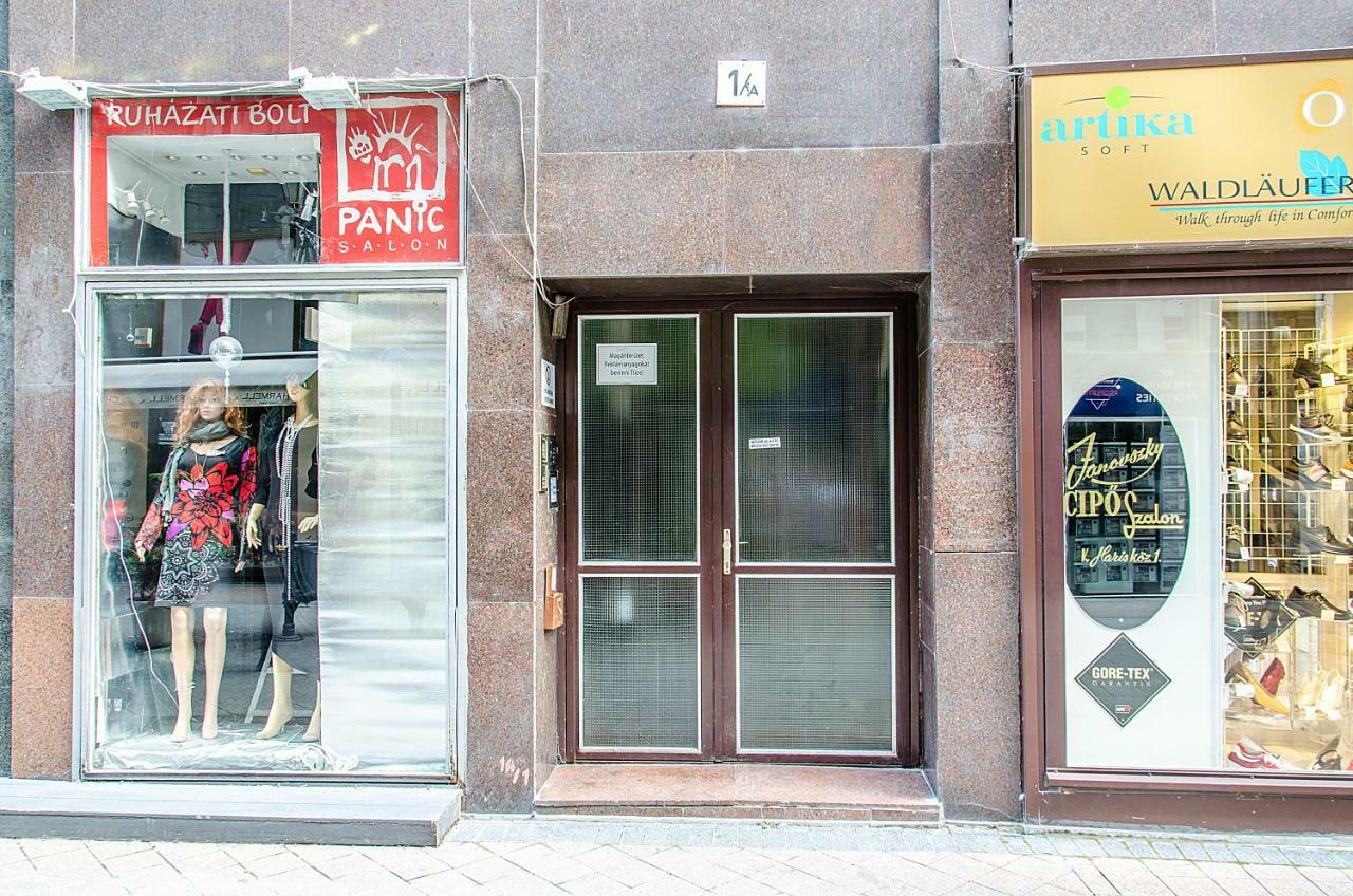 Apartamento Harrison Budapest Exterior foto
